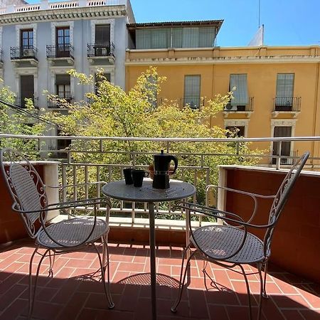 Piso En El Centro De Granada. Parking Opcional Apartment Екстериор снимка