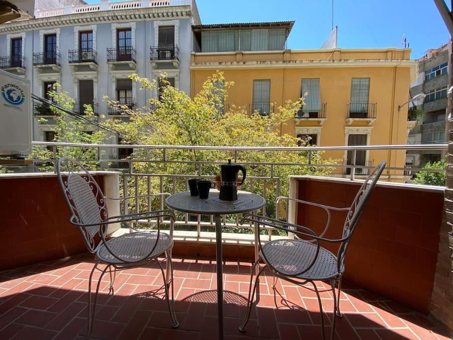 Piso En El Centro De Granada. Parking Opcional Apartment Екстериор снимка